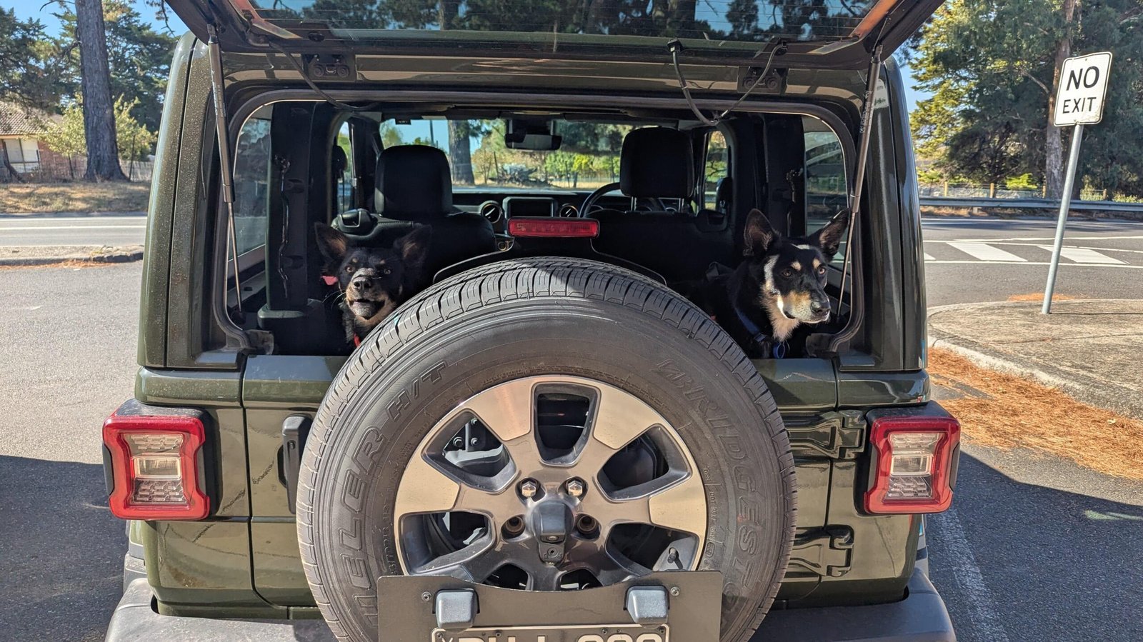 Jeep Wrangler Back Window Soft Top: Ultimate Replacement Guide How To Open Jeep Wrangler Back Window: Step-by-Step Guide