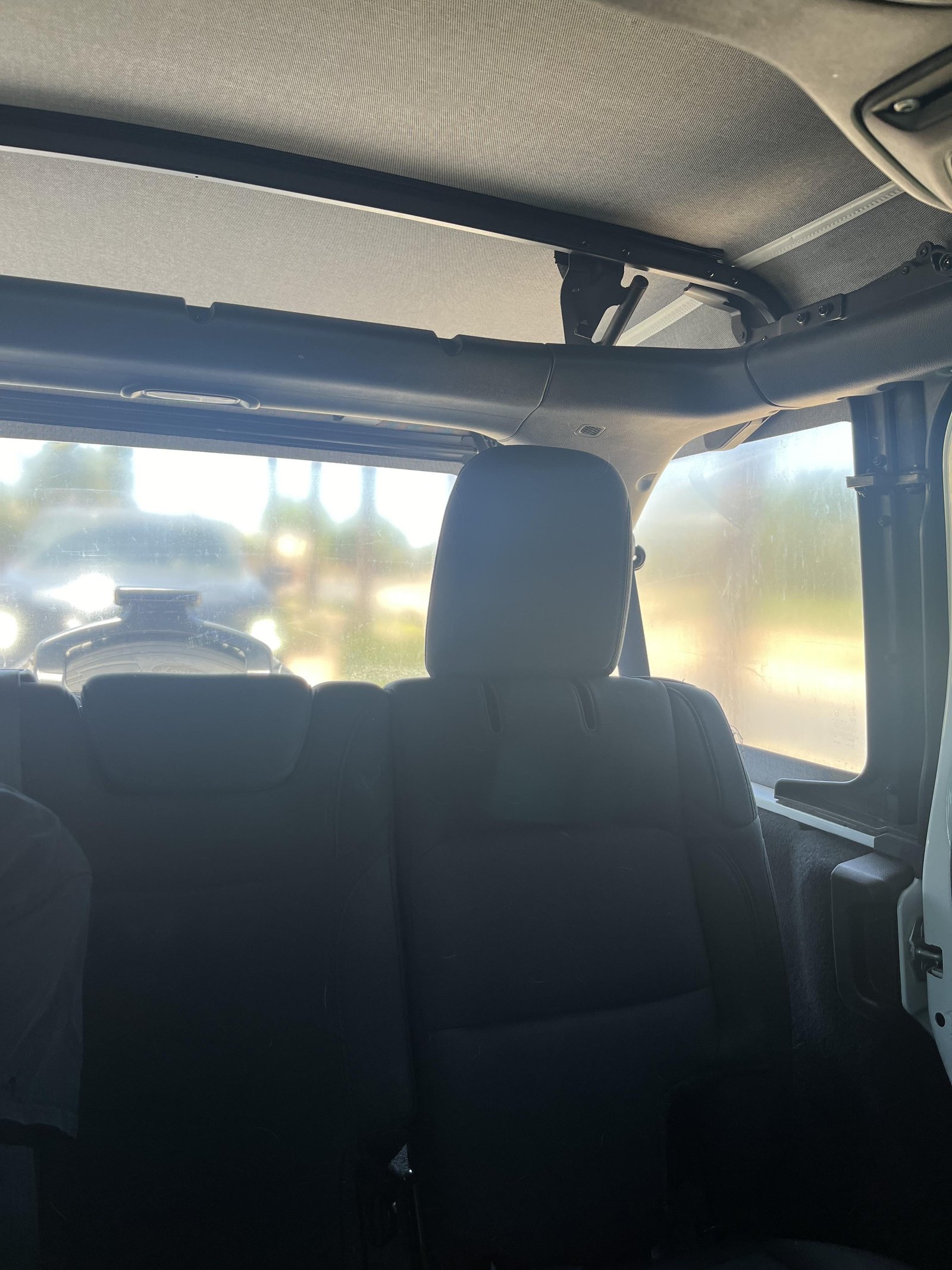 How To Clean Cloudy Jeep Soft Top Windows Like a Pro