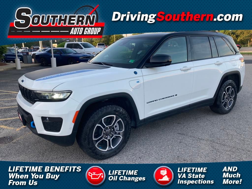 Do Jeep Dealerships Give Loaner Cars? What You Need to Know
