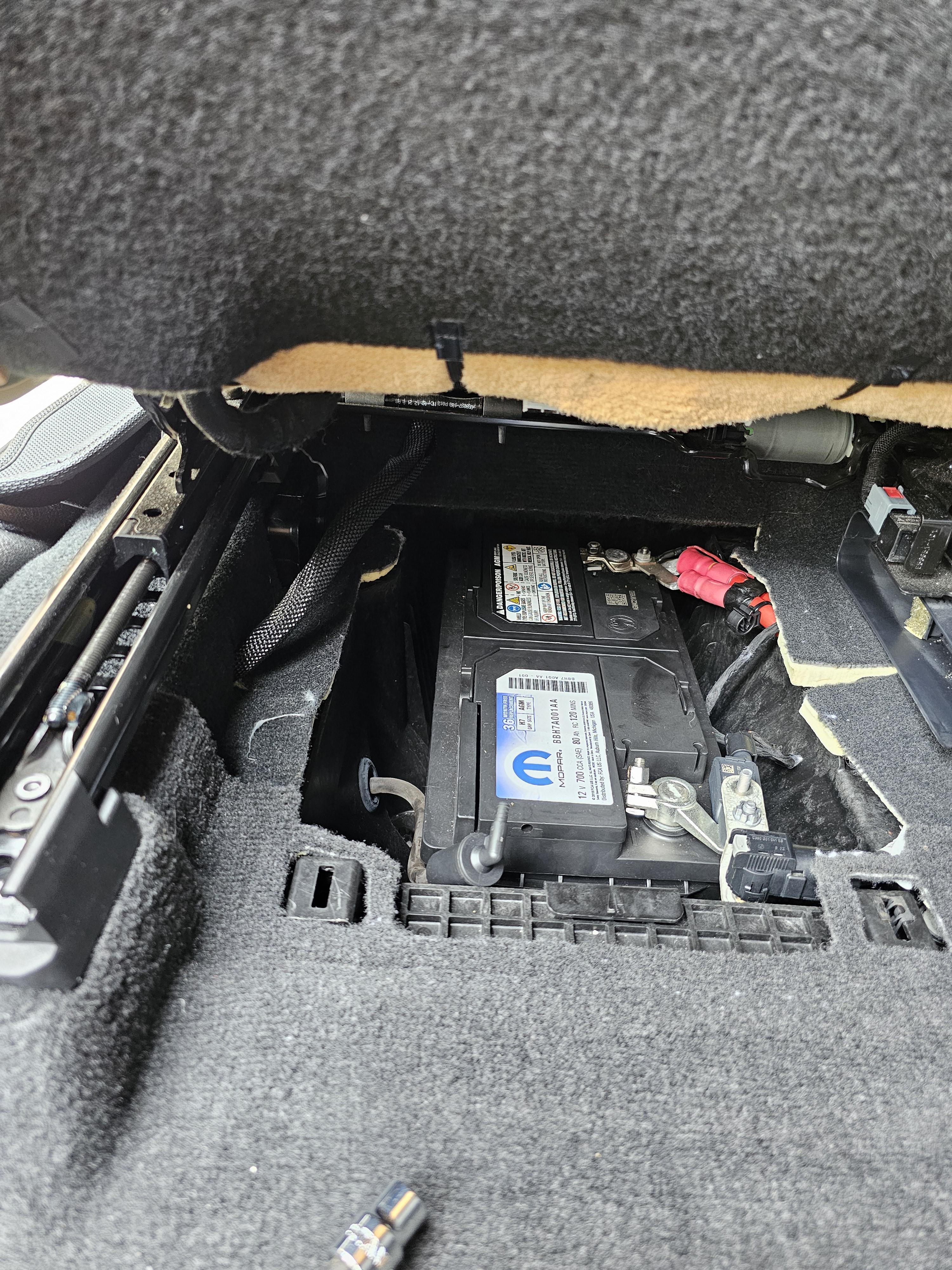 How To Change A Jeep Grand Cherokee Battery: Easy DIY Guide How To Change A Jeep Grand Cherokee Battery: Easy DIY Guide