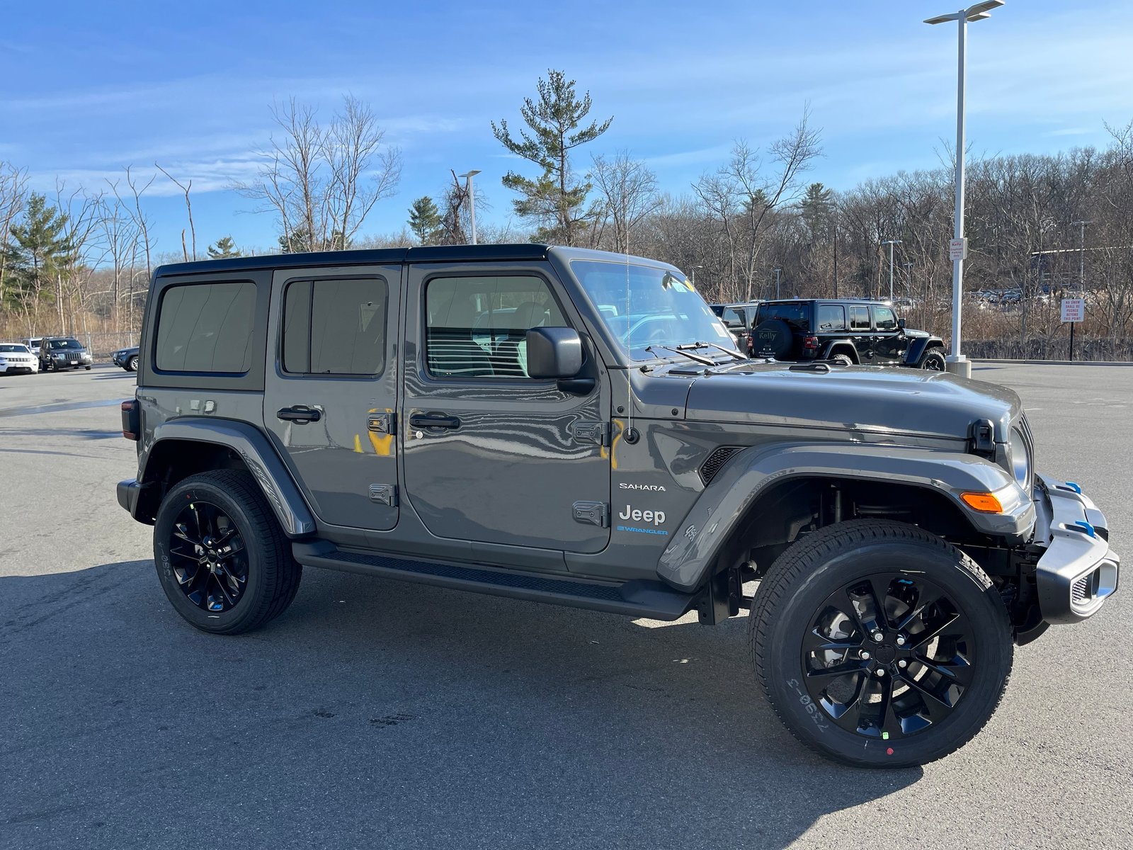 How To Break Into A Jeep Wrangler: Expert Tips and Safety Guide