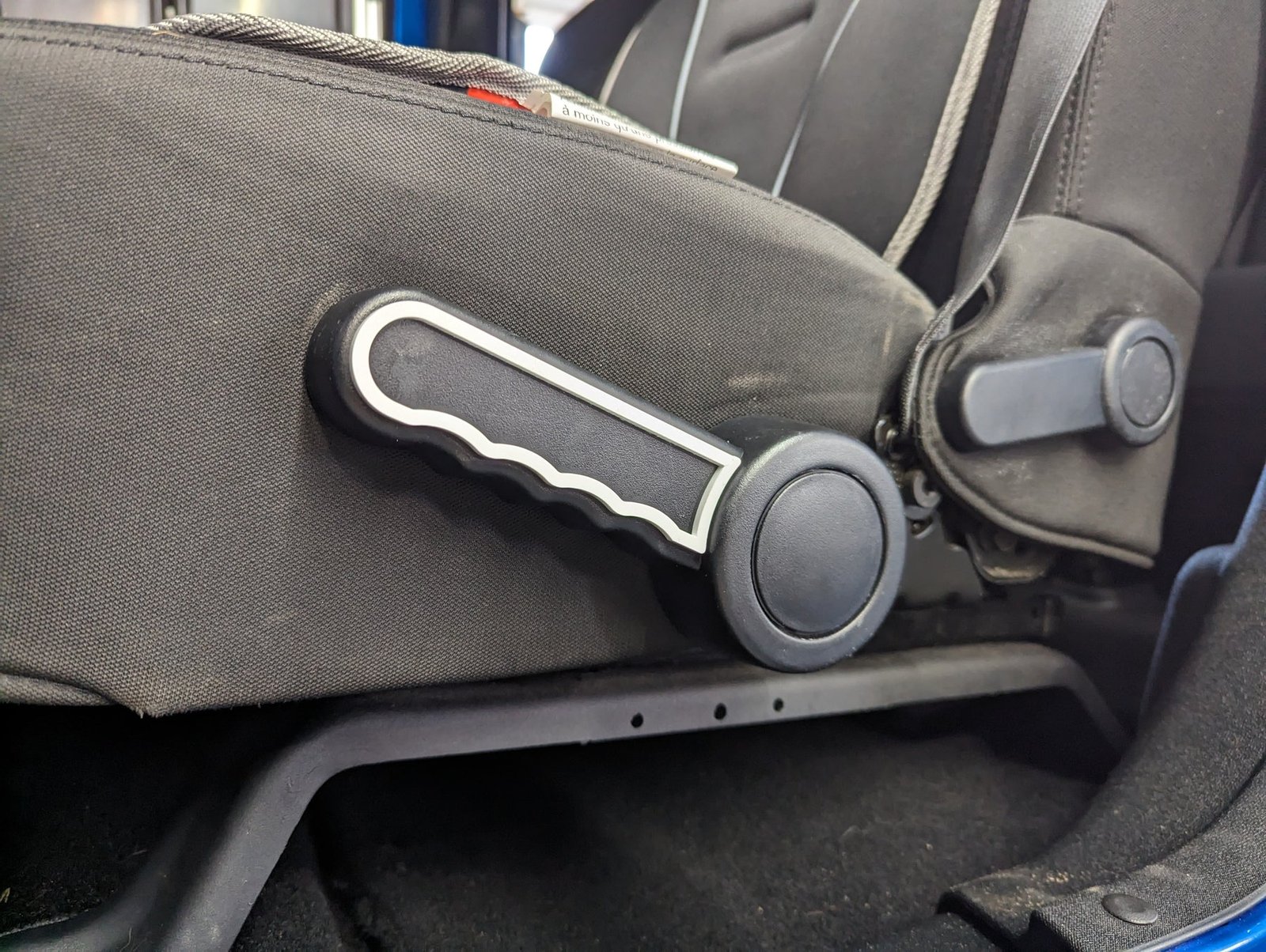 How To Lower Jeep Wrangler Seat for Maximum Comfort