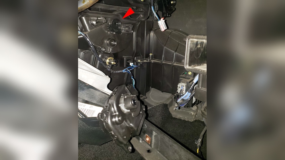 blend door 2011 jeep grand cherokee