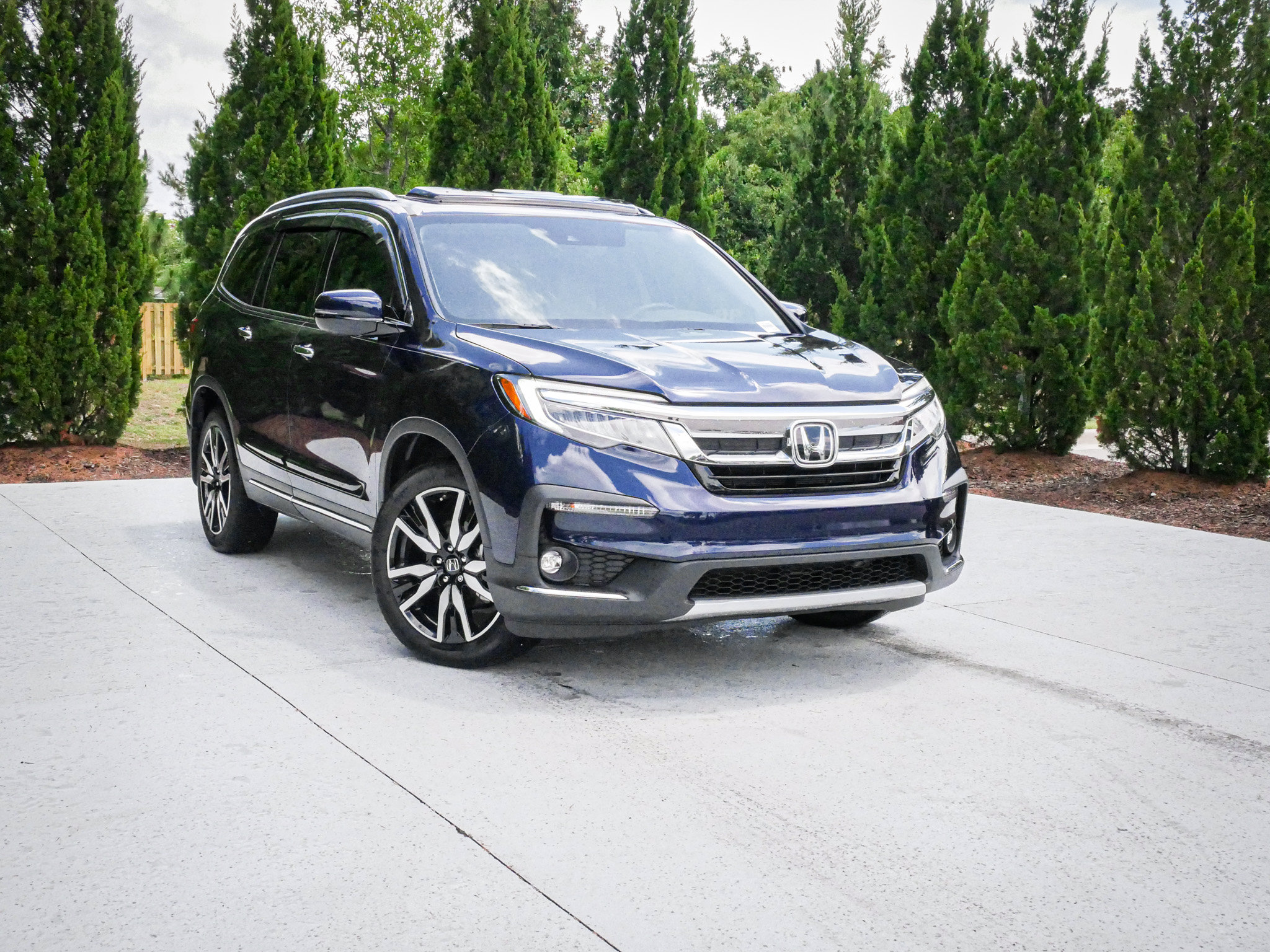 Does Jeep Make a 8 Passenger Vehicle? Everything You Need to Know