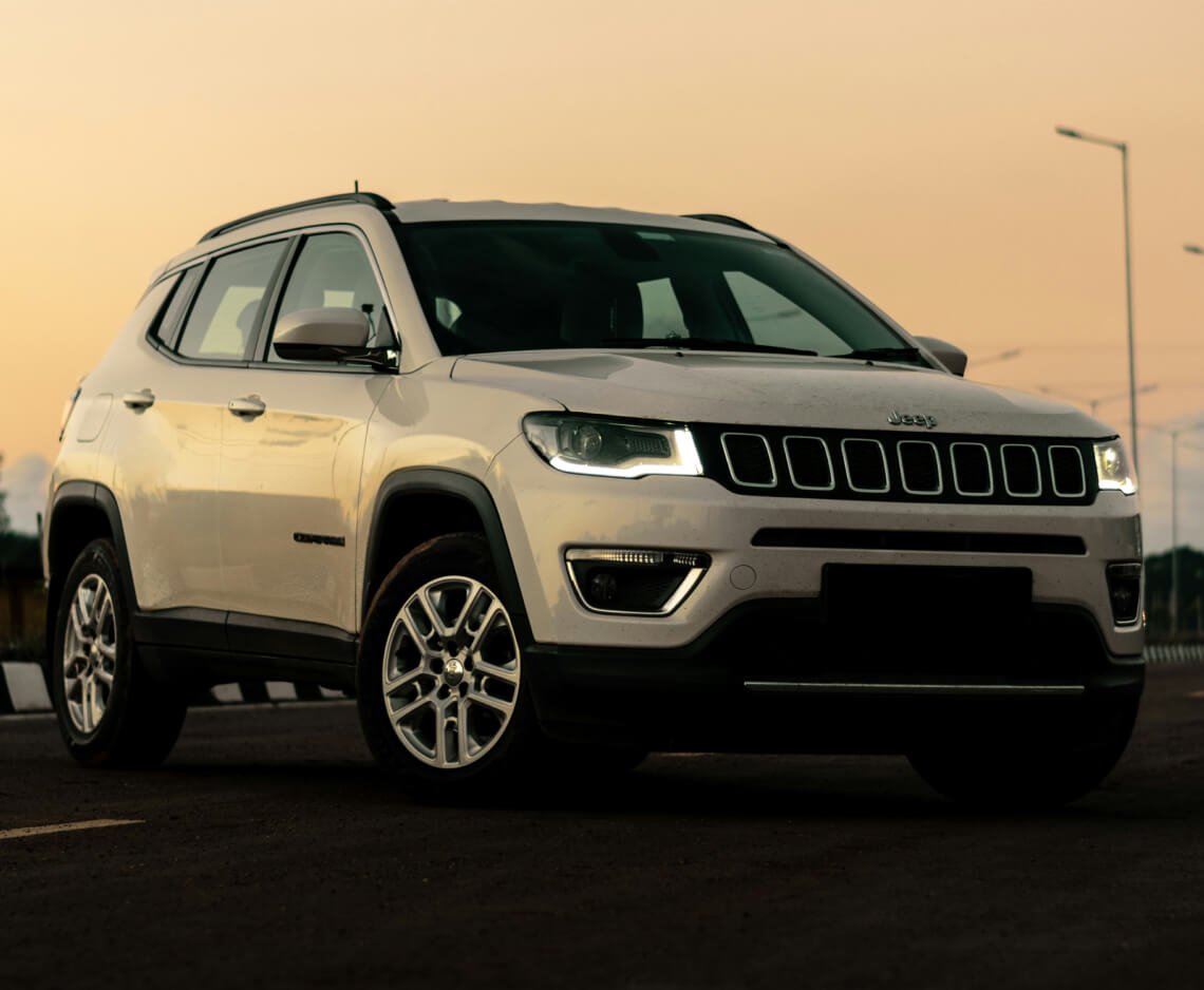 How much gas does a Jeep Compass need to fill up? How much gas does a Jeep Compass need to fill up?