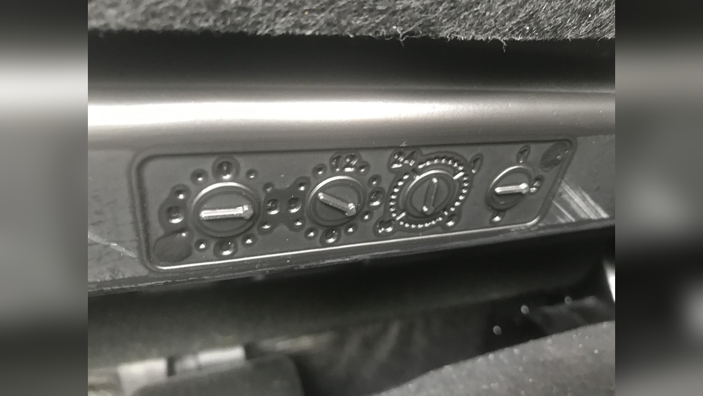 do 2016 jeep patriots have easter eggs 3