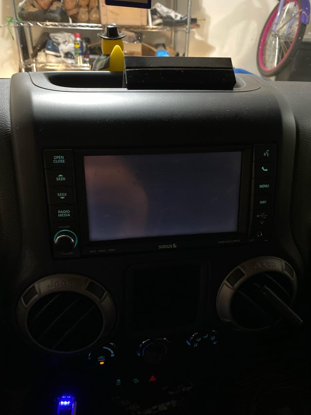 Jeep Wrangler Radio Not Working? Quick Fixes and Solutions Jeep Wrangler Radio Not Working? Quick Fixes and Solutions