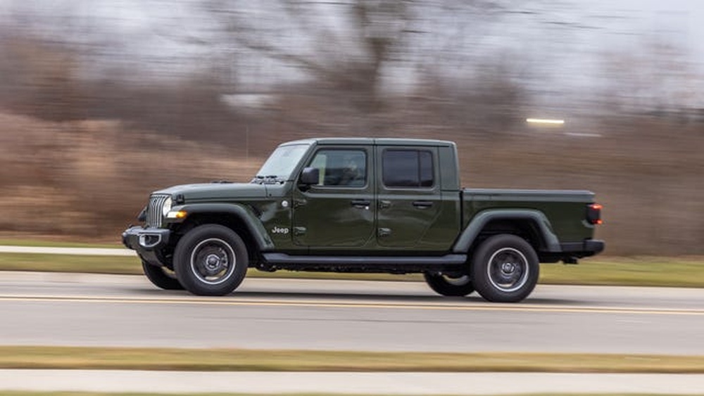 Jeep Inside: Expert Jeep Repair, Upgrades And Reviews does jeep gladiator come in diesel