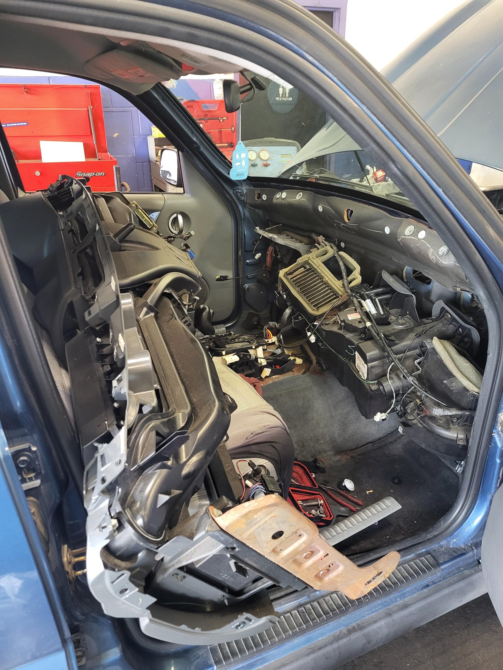 How To Replace Heater Core 2008 Jeep Liberty: Step-by-Step Guide