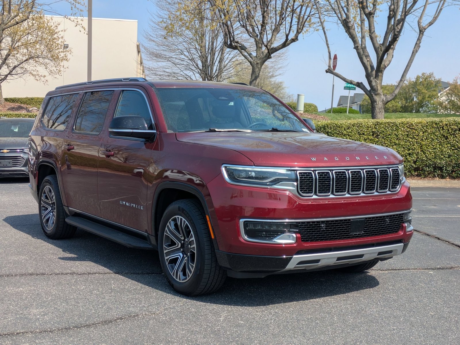 How Long Is a 2024 Jeep Wagoneer? Full Specs & Dimensions