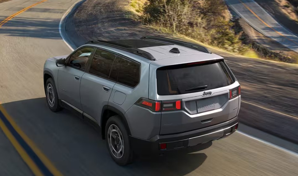 What Does Jeep Cherokee Tow Package Include: Full Feature Guide