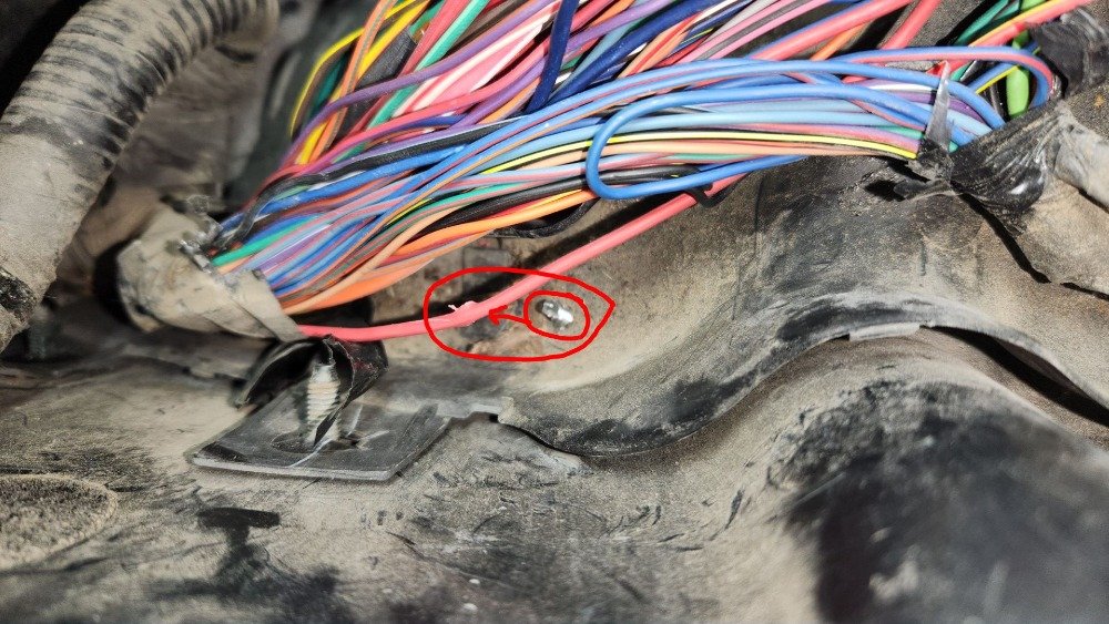 P1698 Jeep: Troubleshoot Engine Codes Fast & Easy Solutions