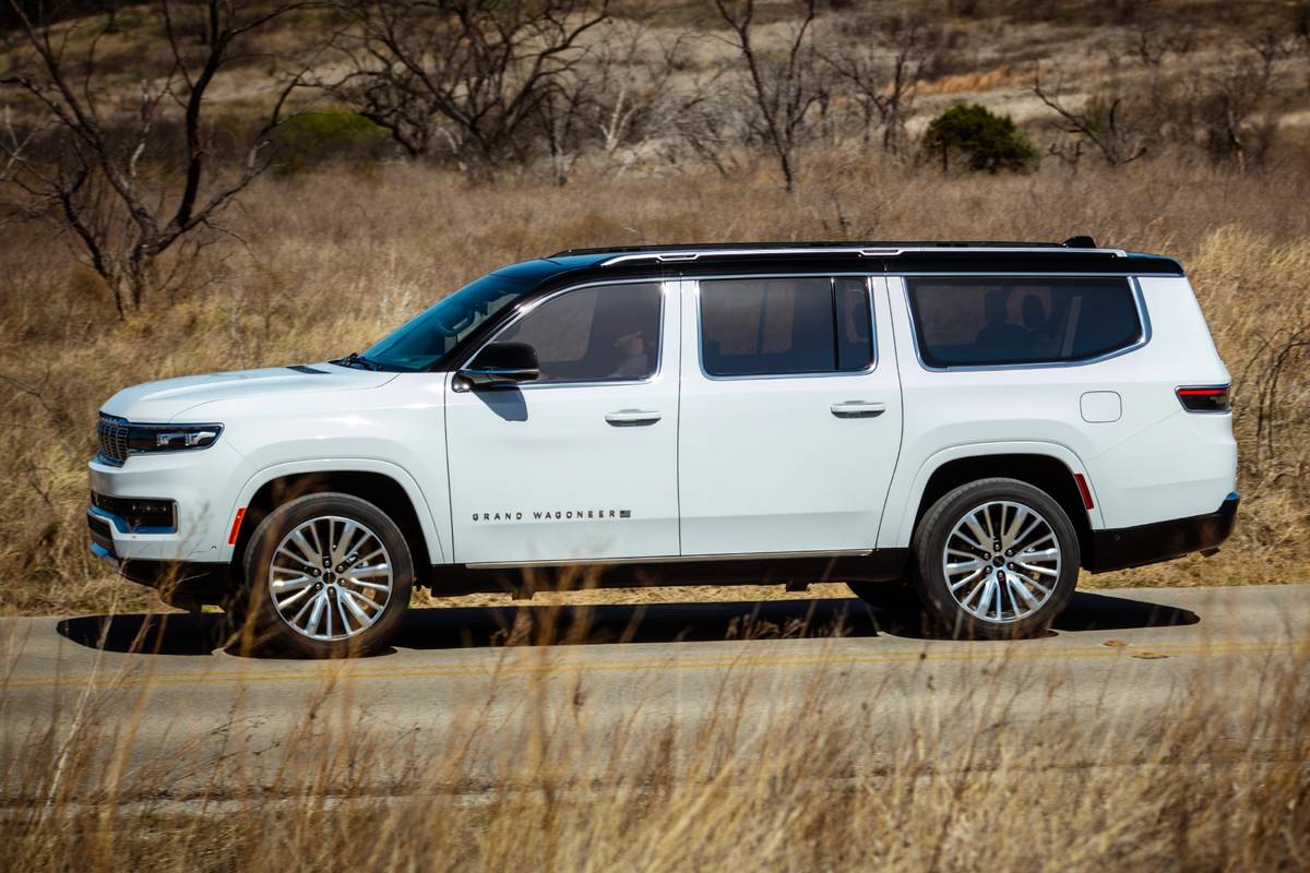 How Long Is A Jeep Grand Wagoneer? Full Size & Dimensions Guide