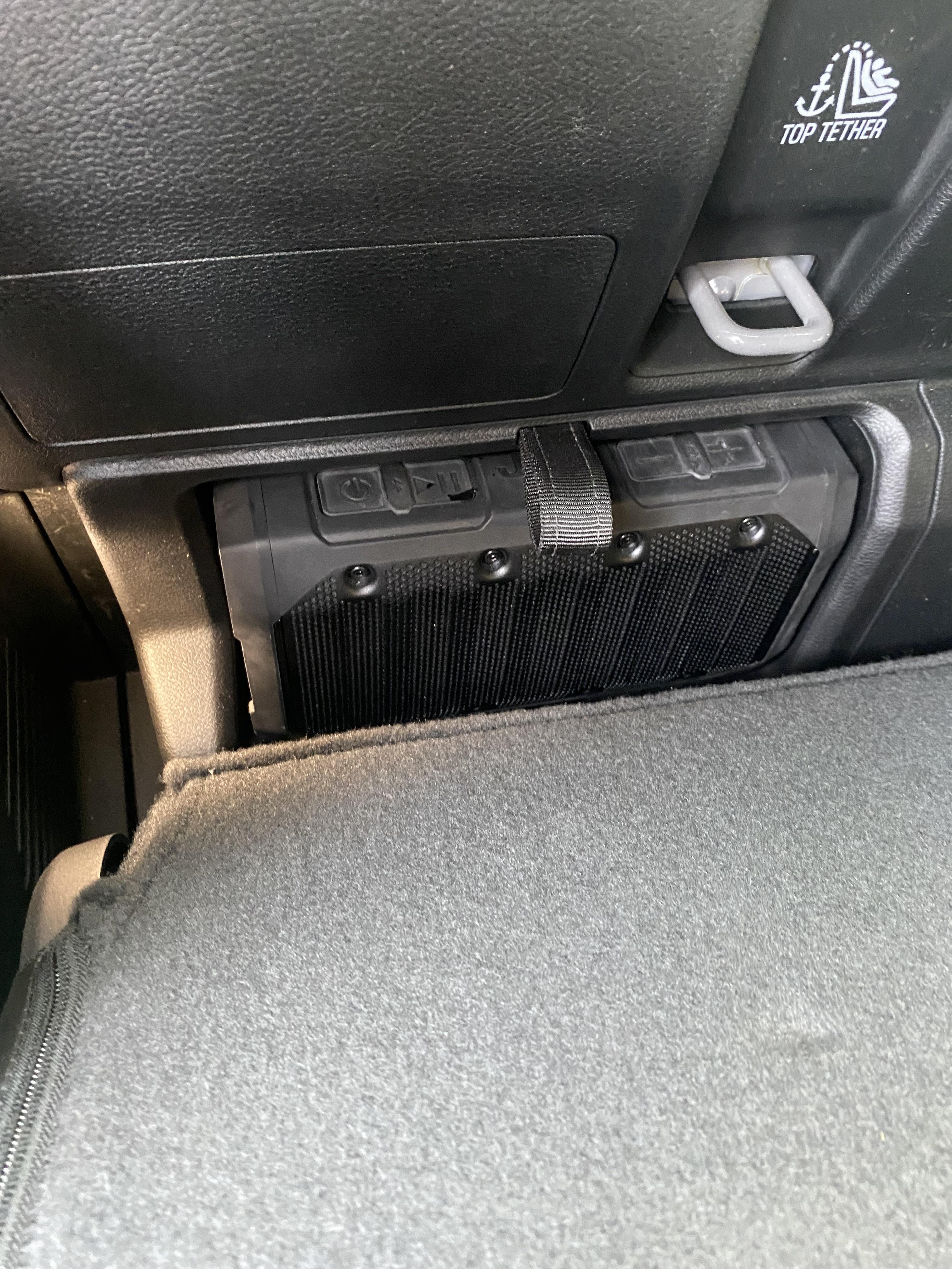 Do All Jeep Gladiators Have a Bluetooth Speaker? Find Out Now