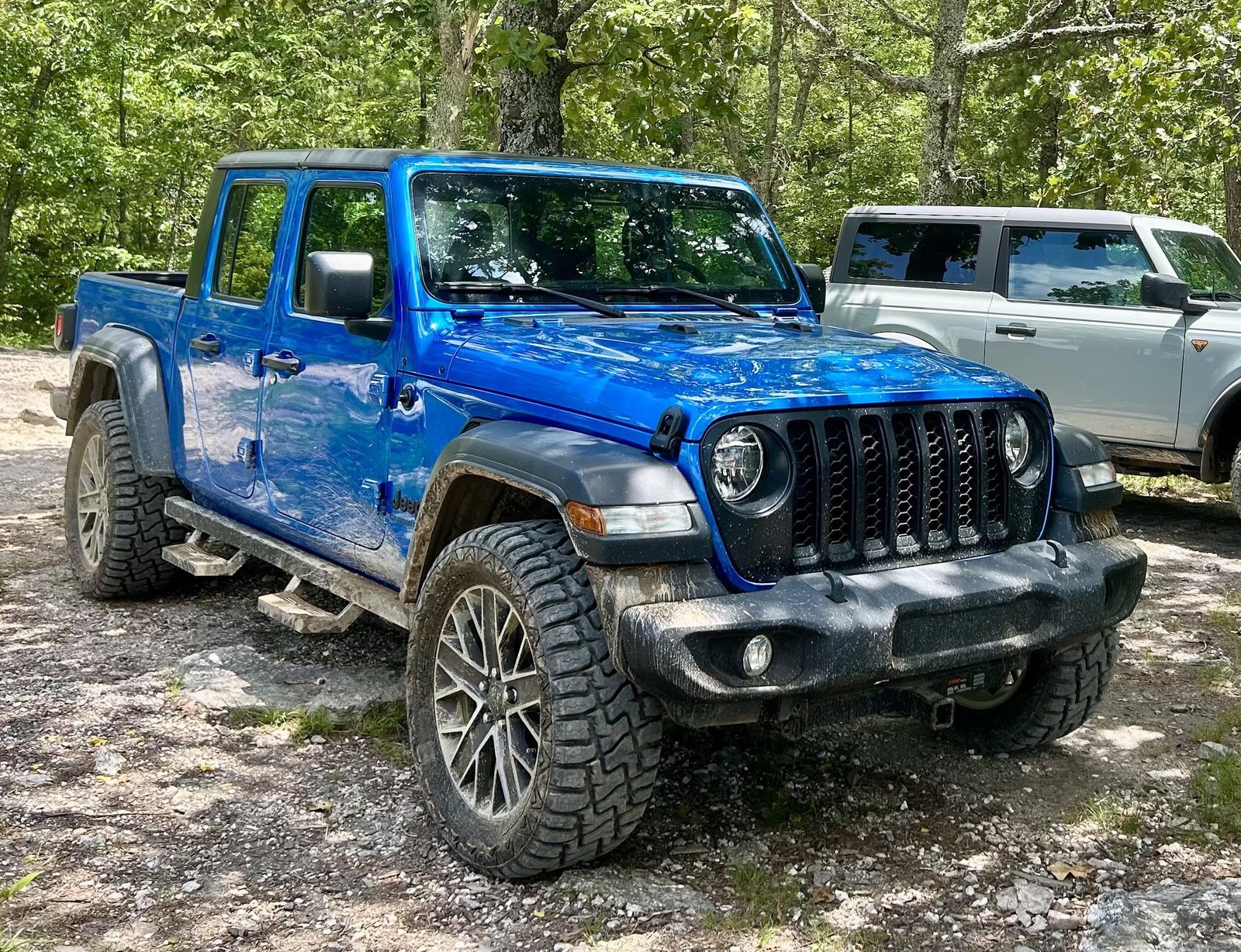 How To Tell If Jeep Has Tow Package: Quick Identification Guide