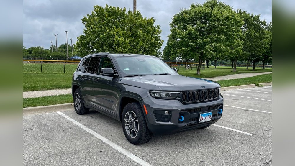 how far can a jeep 4xe go