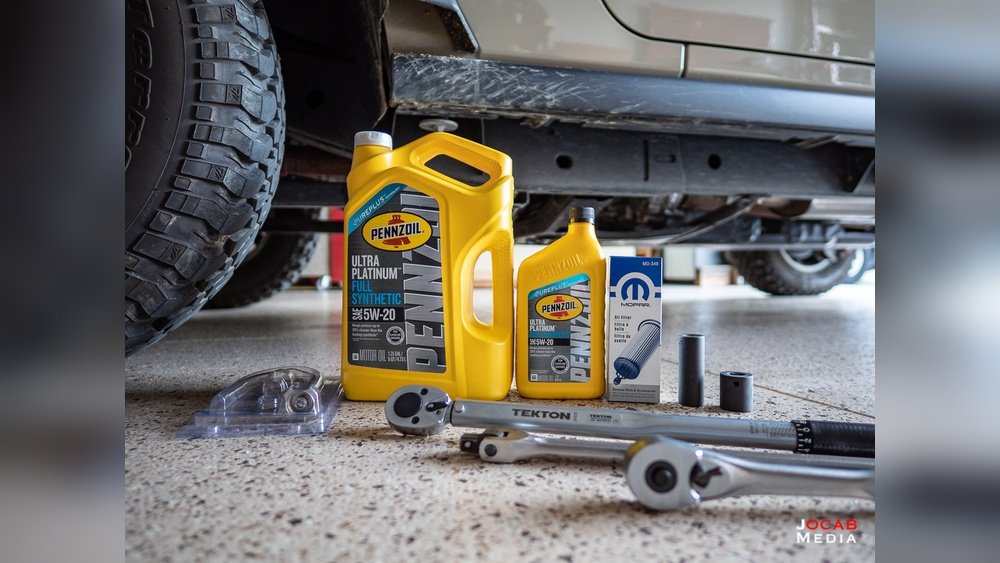 how much oil does a jeep wrangler take