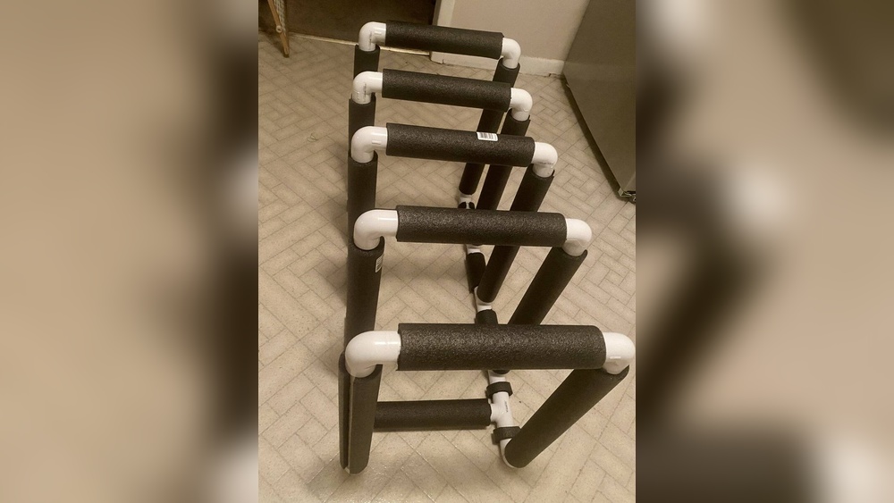 how to build a jeep door holder