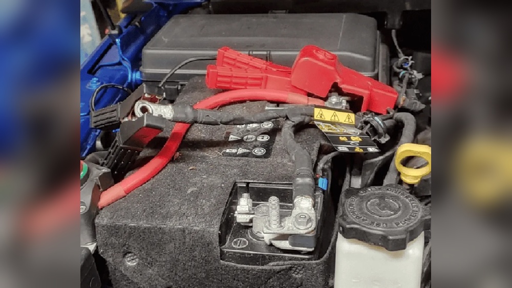 How To Charge Jeep Wrangler Battery: Easy Step-by-Step Guide how to charge jeep wrangler battery