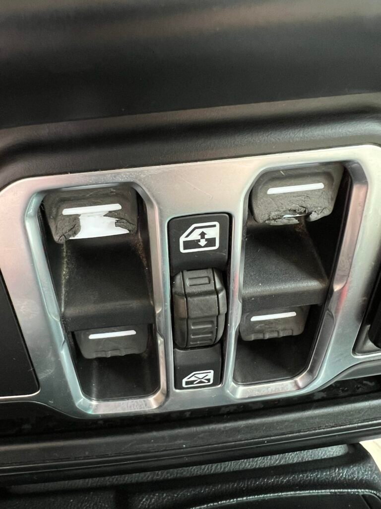 What to Do If Your Wrangler Will Not Shift Into 4L What to Do If Your Wrangler Will Not Shift Into 4L