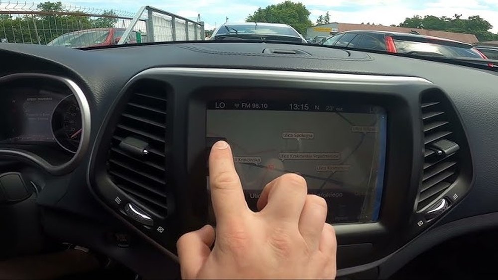 how to get maps on jeep cherokee