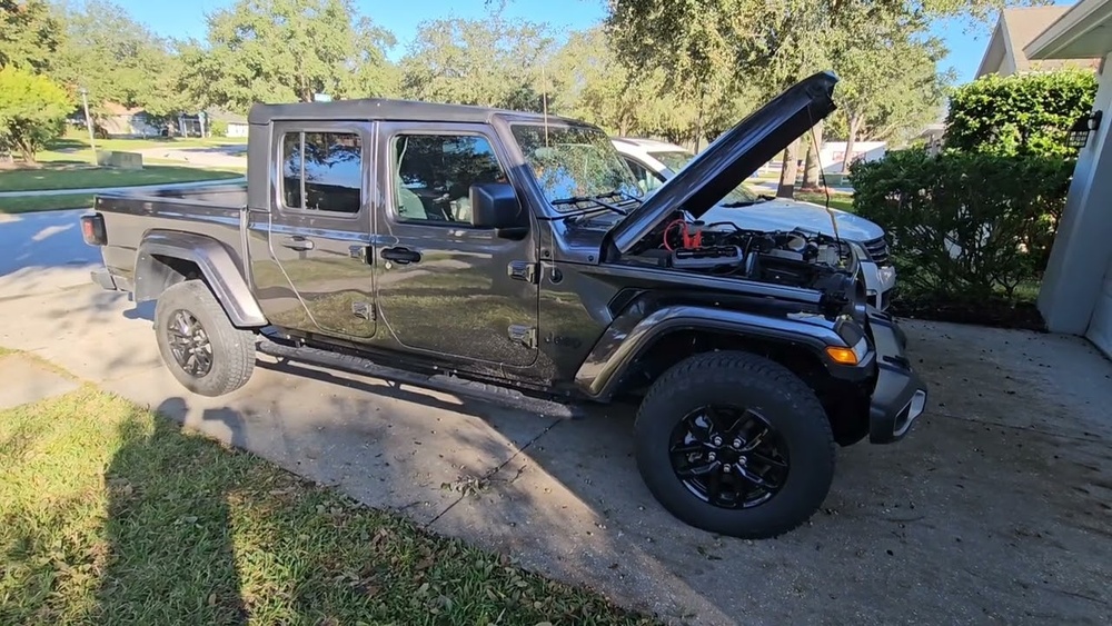 how to jump start jeep gladiator