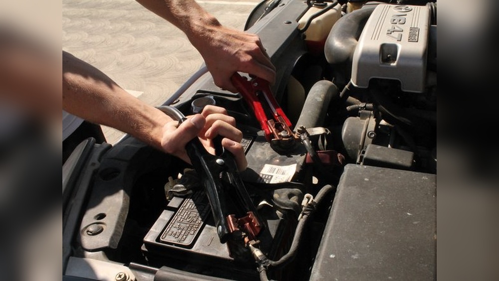How To Jumpstart A Jeep Wrangler: Quick and Easy Guide how to jumpstart a jeep wrangler