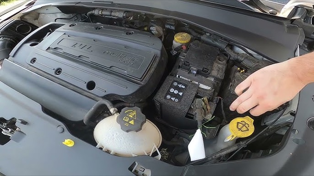 how to open jeep compass fuse