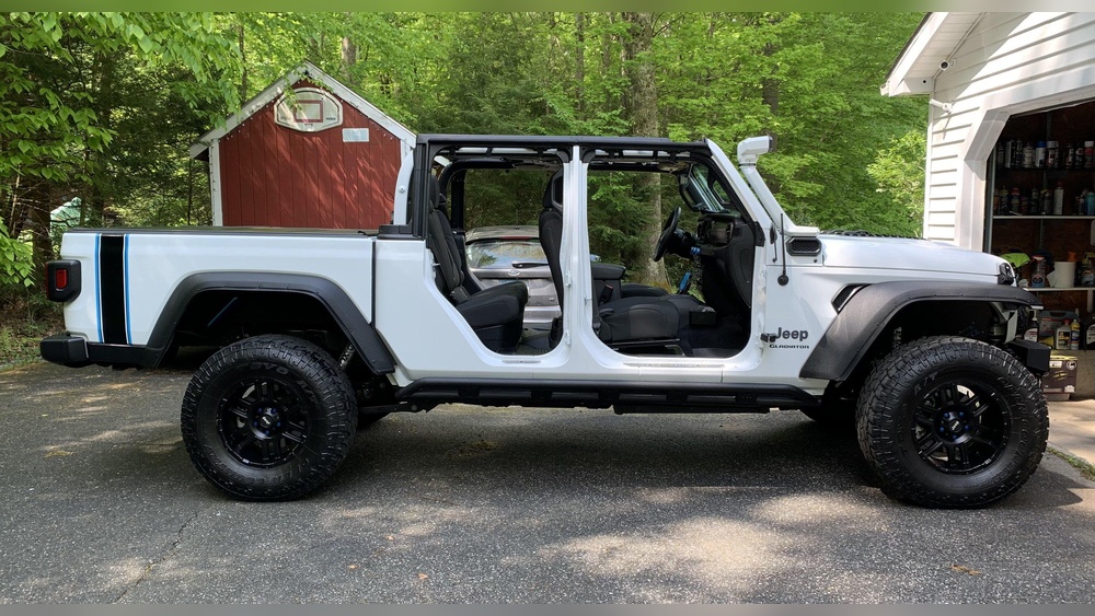 how to remove jeep gladiator soft top
