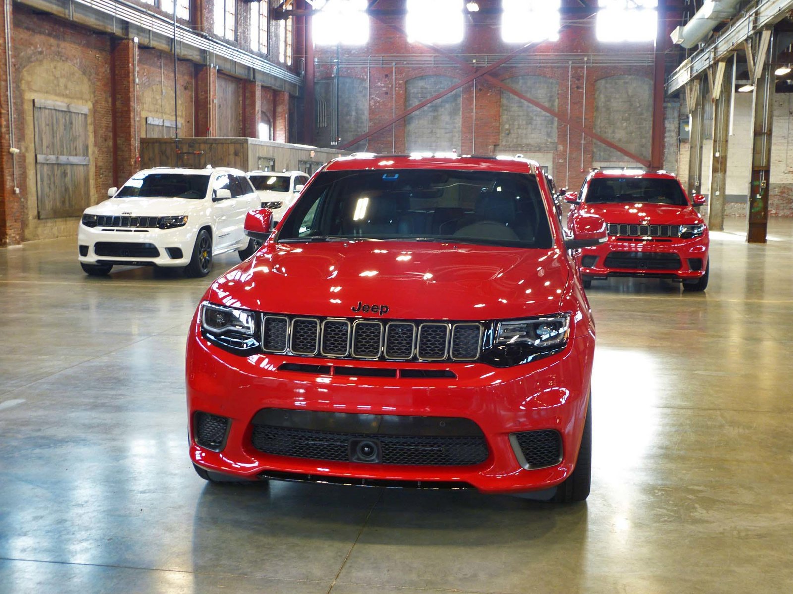 How To Tell If A Jeep Is A Trackhawk: Key Signs Explained How To Tell If A Jeep Is A Trackhawk: Key Signs Explained