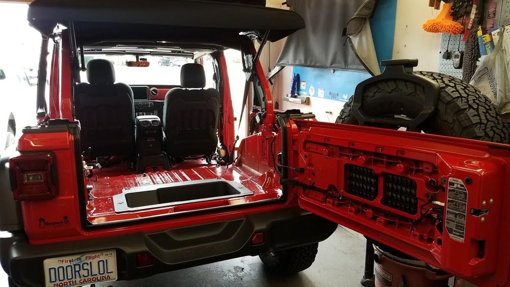 how to take off back of jeep wrangler