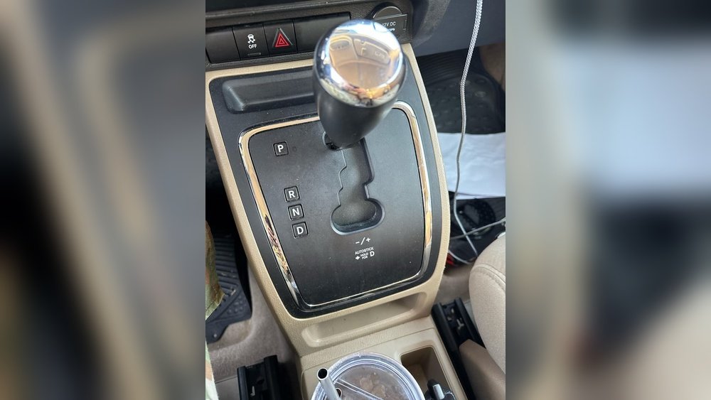 how to tell what transmission my jeep has