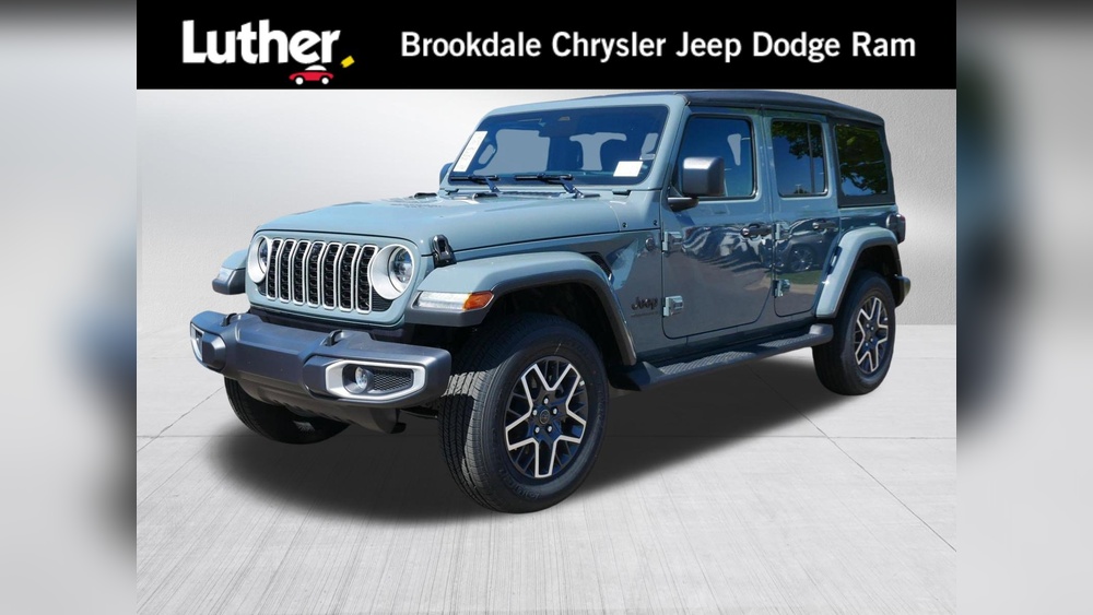 how to turn on interior light in 08 jeep sahara