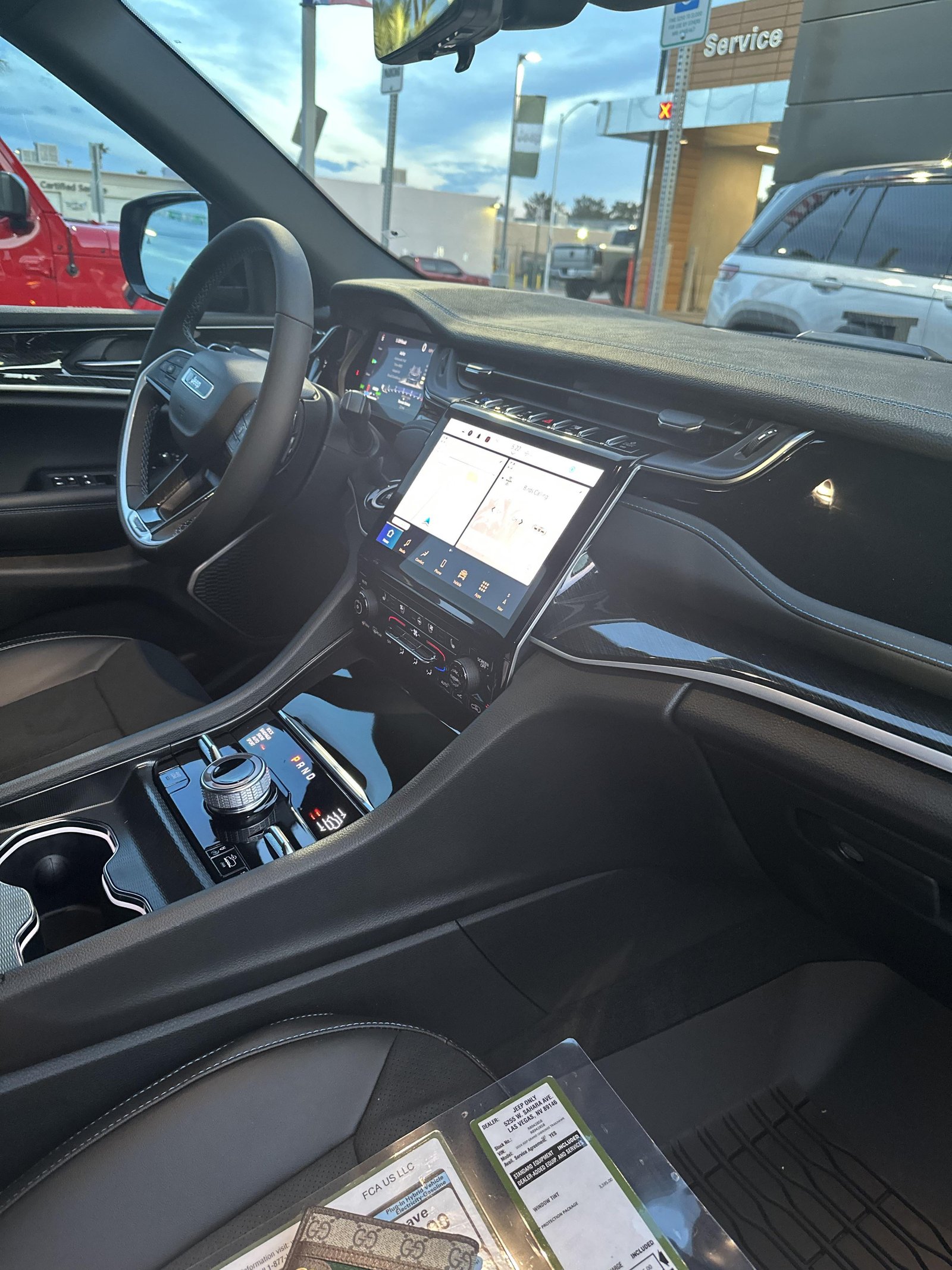 How To Turn On Screen In Jeep Cherokee: Quick & Easy Guide