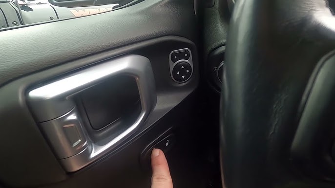 How To Get Into A Locked Jeep Wrangler: Quick Solutions