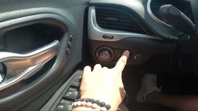 How To Turn On Fog Lights 2018 Jeep Grand Cherokee Easily
