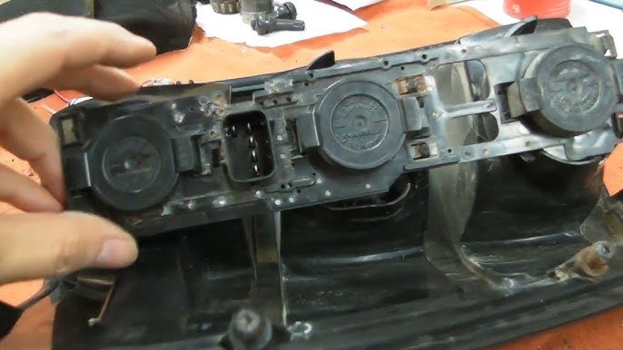 How To Remove Tail Light Socket Board Jeep Grand Cherokee Easily