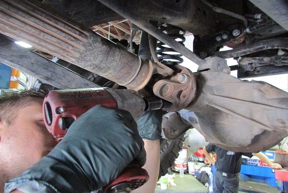 How To Easily Remove Jeep Wranglers Rear Drive Shaft Step-by-Step