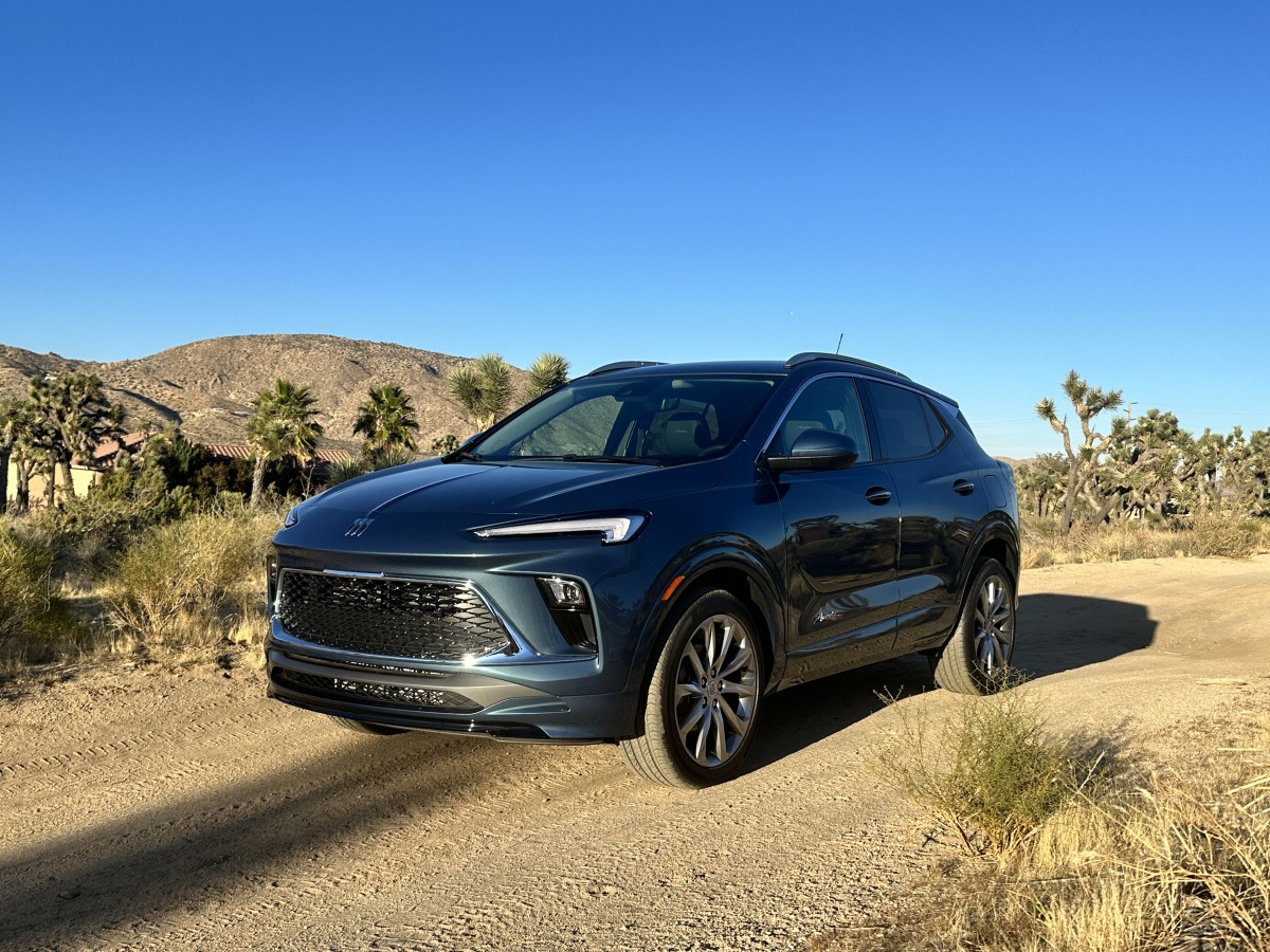 Buick Encore Vs Jeep Renegade: Which Compact SUV Wins?