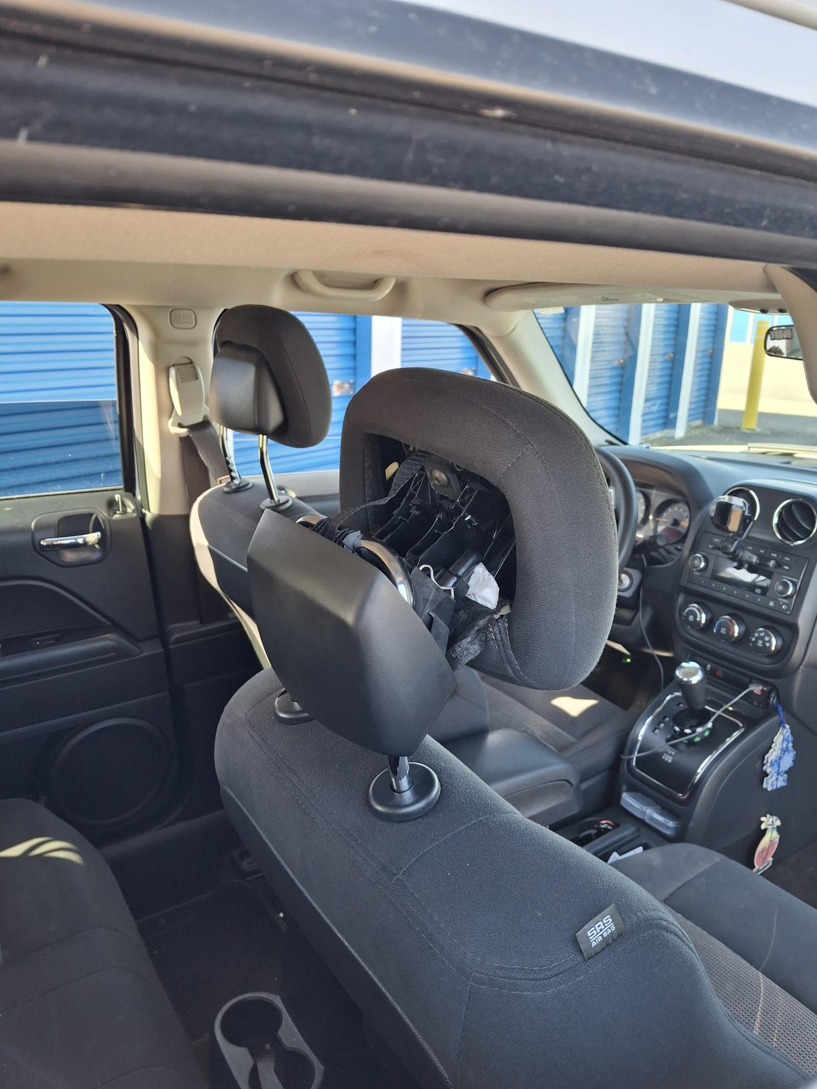 How To Remove Jeep Patriot Headrest: Step-by-Step Guide