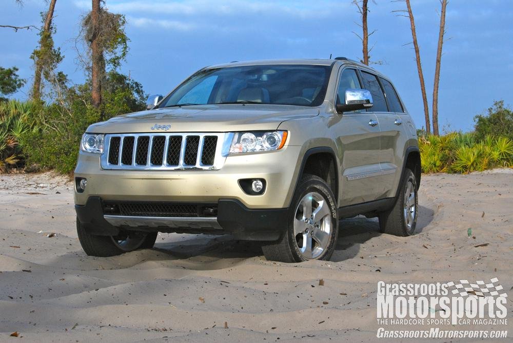 2012 Jeep Grand Cherokee Overland Review: Luxury Meets Power