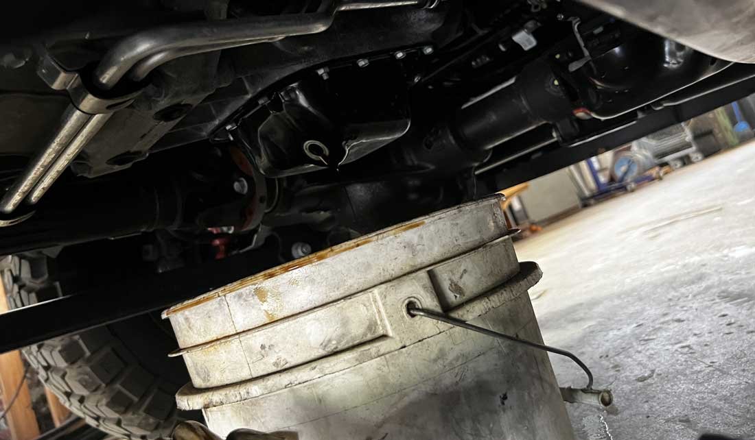 How To Change Oil On Jeep Gladiator: Step-by-Step Guide How To Change Oil On Jeep Gladiator: Step-by-Step Guide