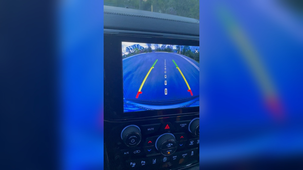 jeep grand cherokee backup camera stuck on