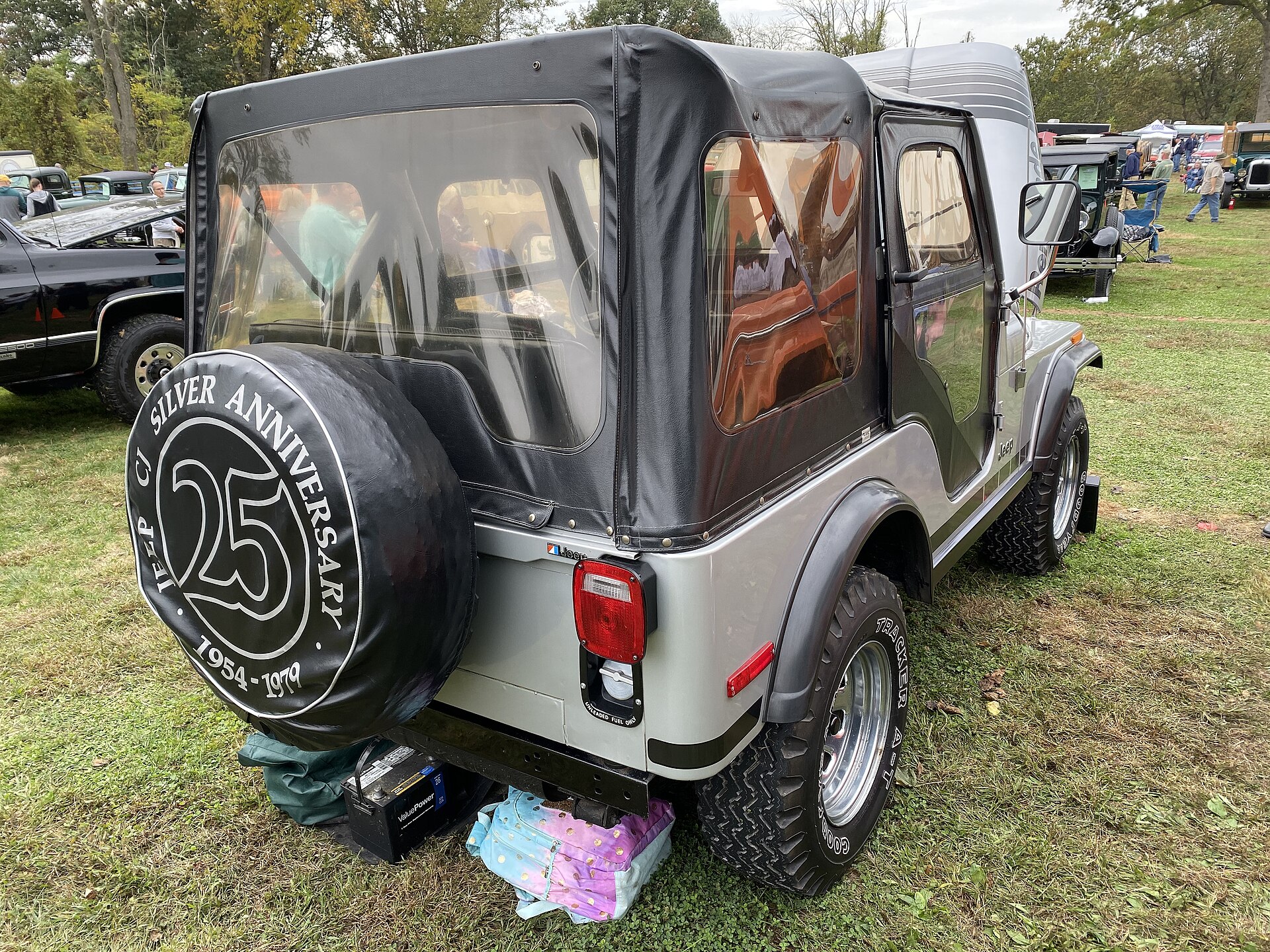 Jeep Renegade Bolt Pattern: Lug Pattern, Offset and Wheel Fitment Guide inline 1