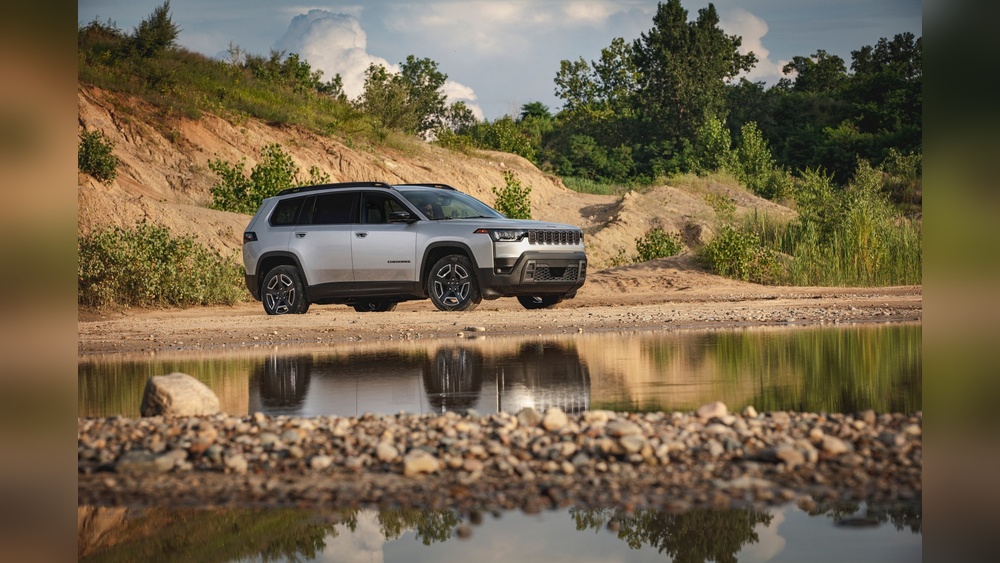 jeep renegade vs jeep wrangler off road rivals clash