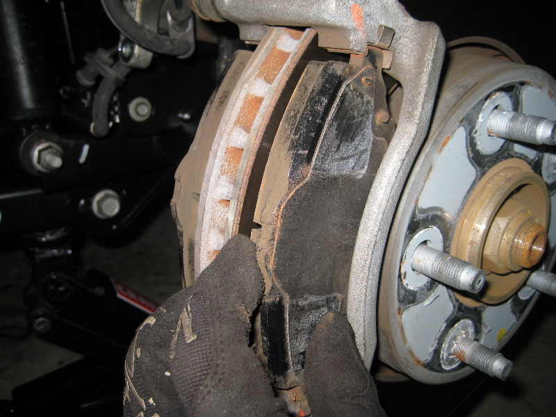 Jeep Wrangler Brake Pad Replacement: Step-by-Step Guide