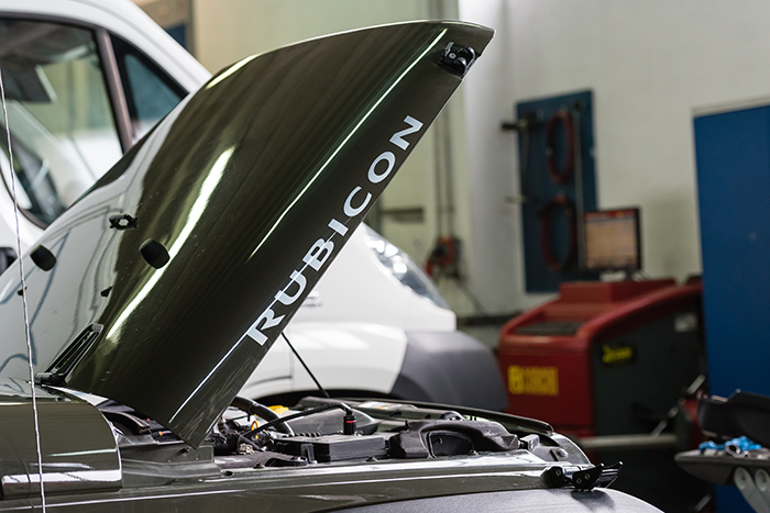Jeep Wrangler Transmission Fluid Change Interval: Expert Guide Jeep Wrangler Transmission Fluid Change Interval: Expert Guide