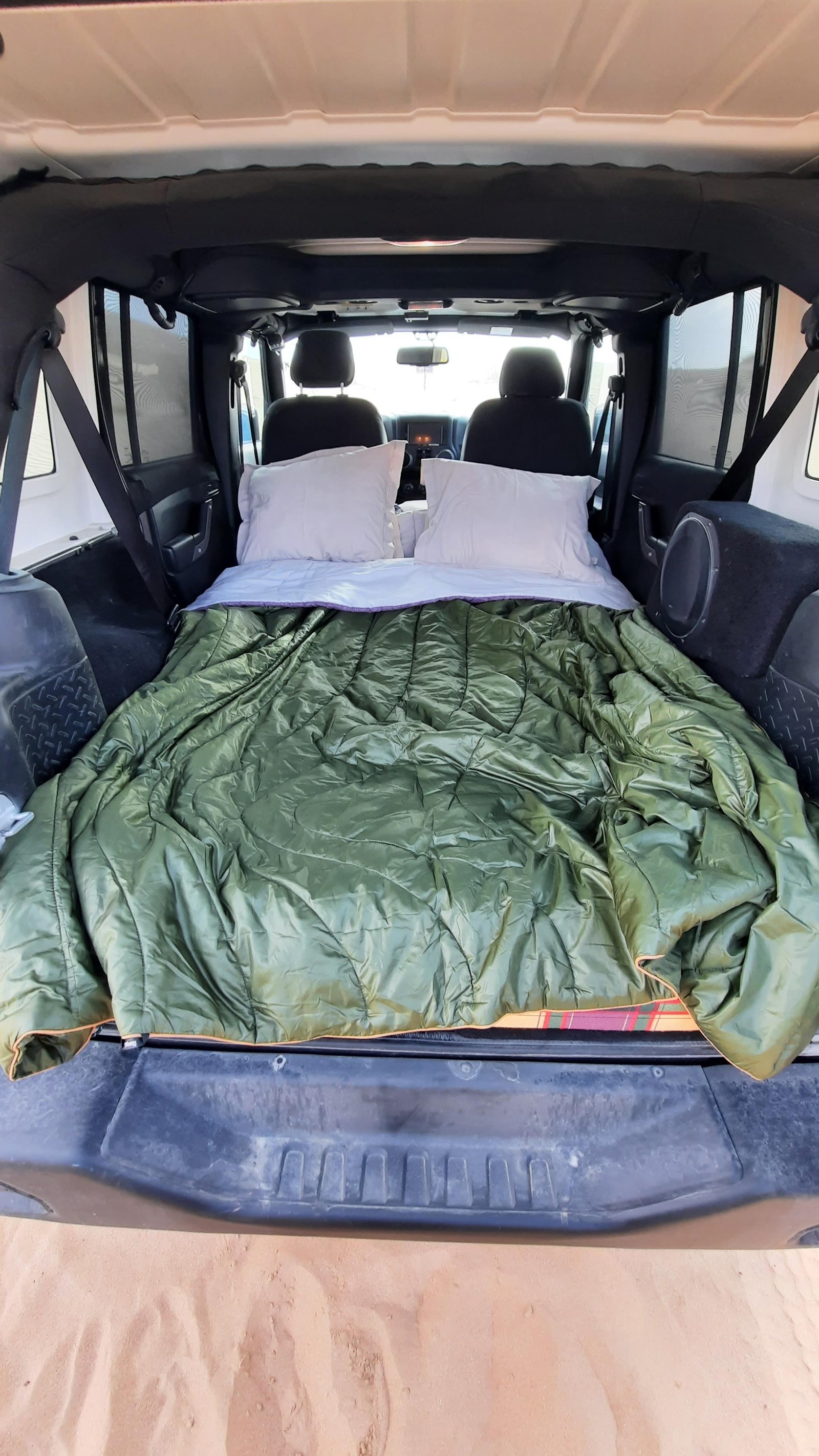 How To Sleep In A Jeep: Ultimate Guide for Comfortable Rest