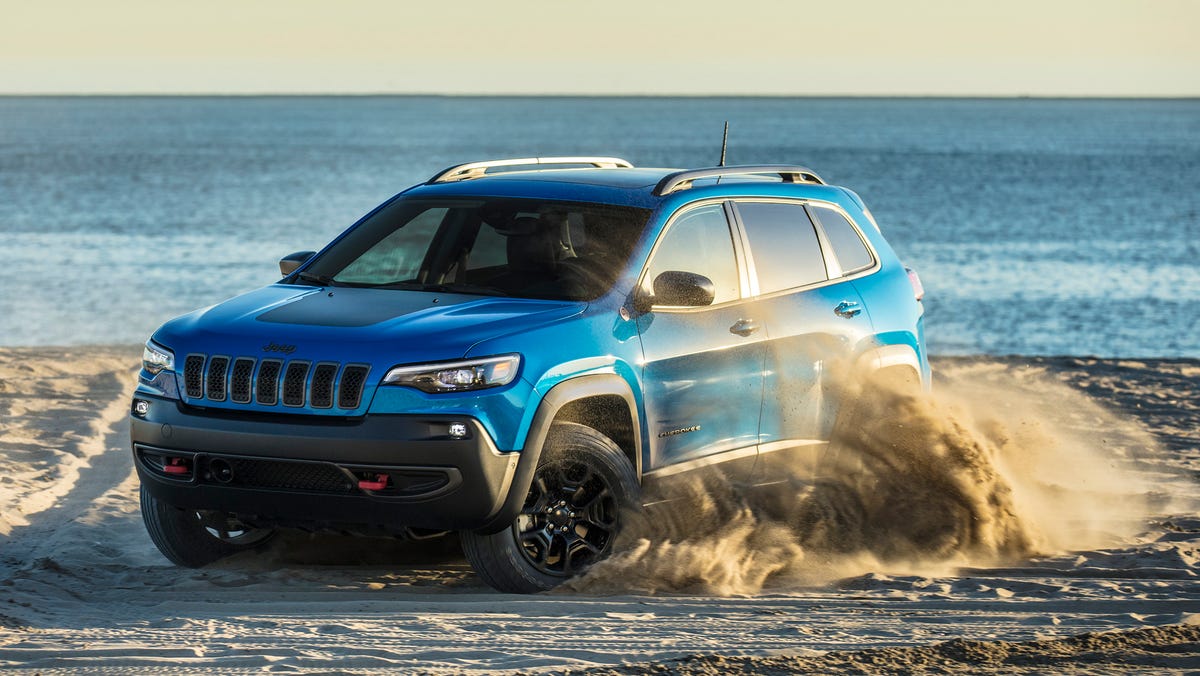 2022 Jeep Cherokee X Review: Performance, Features & Value 2022 Jeep Cherokee X Review: Performance, Features & Value