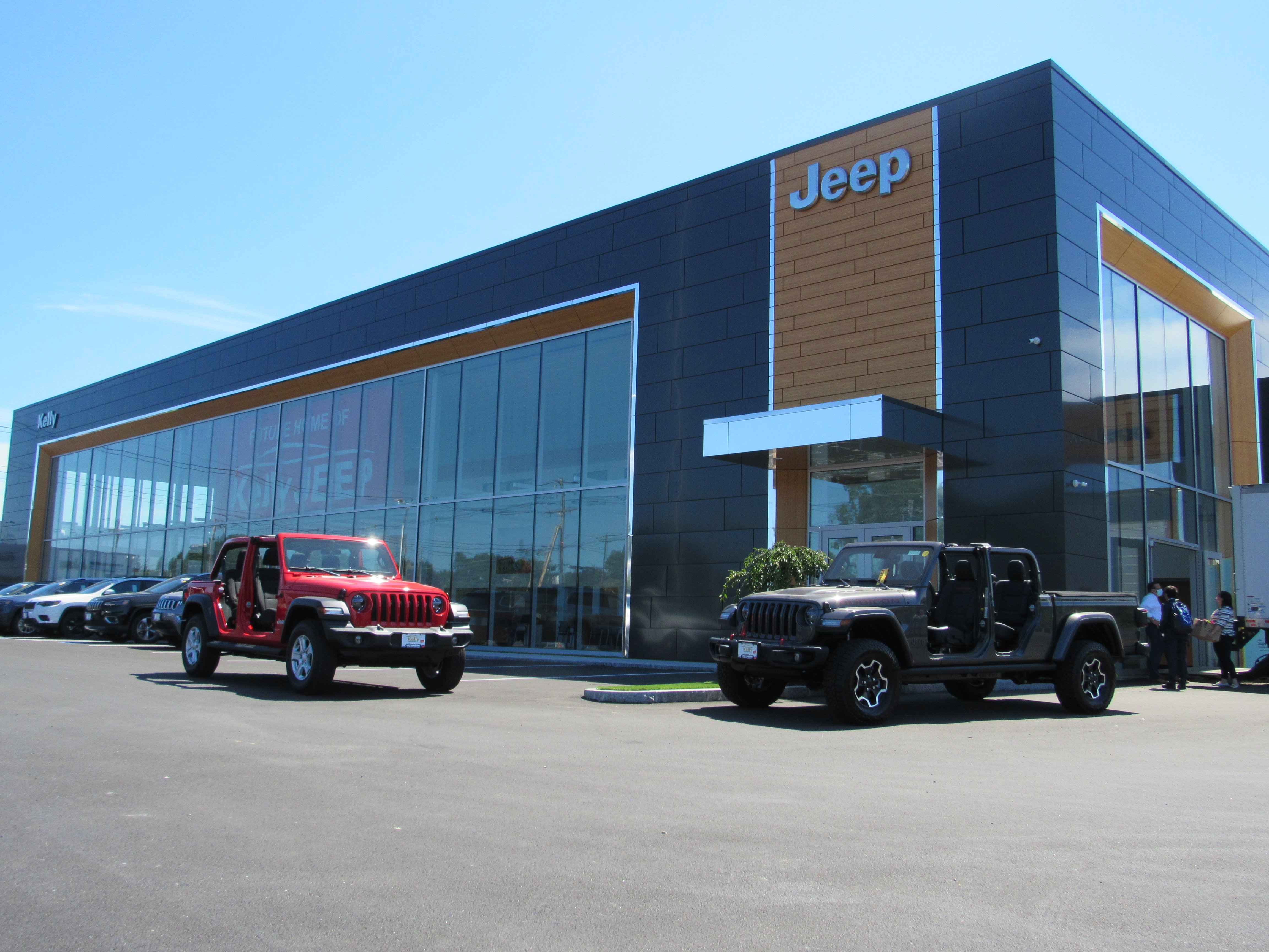 Does Chrysler Still Own Jeep? Unveiling the Surprising Truth